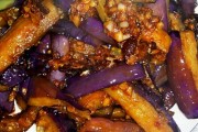 小吃炸串：街头美食的独特魅力