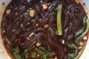 红辣椒怎么炒好吃：掌握秘诀，炒出美味佳肴