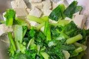 小吃背景：探寻街头美食的独特魅力