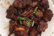 厚小吃：探寻城市角落里的美味记忆