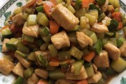 中国特色美食小吃：舌尖上的文化之旅