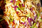 怎么炒米粉好吃：掌握技巧，让你的米粉风味独特