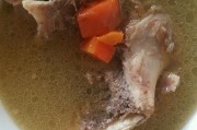 家常炒鱿鱼：简单美味的下饭菜