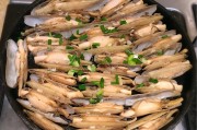 标题：莱州特色小吃——舌尖上的美食之旅