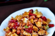 宁波特色美食小吃街：一场味蕾的盛宴