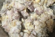家常肉丸：传统美味，温暖家常