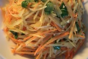 标题：基诺族的特色美食——探寻民族美食的独特魅力