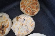 土豆疙瘩汤的家常做法：温馨家常味，简单易学