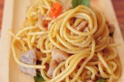 腊肉炒啥好吃：解锁经典美食新搭配