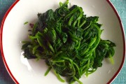排骨汤面条怎么做好吃：家常美食的温暖秘诀