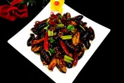豆腐煮鱼的家常做法：简单美味，营养均衡