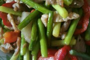 探索大理白族特色美食：猪肝的独特魅力