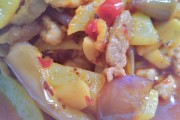 遵义特色小吃：一场味蕾的盛宴