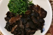 云南白族特色美食：舌尖上的风情画卷