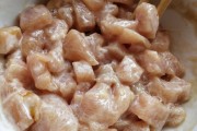 标题：《小吃戏：探寻街头美食的独特魅力》