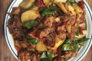新西伯利亚市特色美食：探索舌尖上的俄罗斯风情