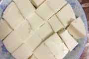 上海本地小吃街：品味正宗的海派美食之旅