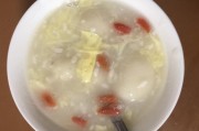 古色传香瓦缸小吃：探寻传统美食的魅力