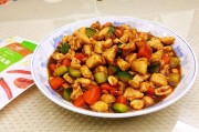 成都特色美食炒菜：探寻老成都的味道