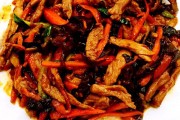 标题：藕片怎么炒好吃又简单——掌握这几个技巧，家常美食轻松做