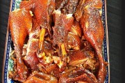 成都正宗特色美食小吃：一场味蕾的盛宴