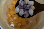 猪脚怎么做好吃？掌握这些技巧，口感鲜美无比！