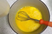 四川蒸肘子的家常做法：传统美味，轻松入门