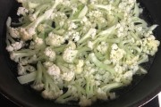 家常手撕鸡窍门：轻松做出美味佳肴
