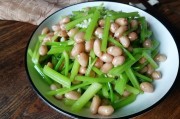 炒花菜怎么炒好吃？掌握这些技巧，美味又营养！