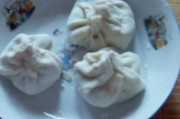 标题：《探寻麻城特色美食：味蕾上的地域风情》