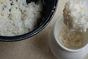 北京南锣鼓巷小吃街：舌尖上的老北京风情