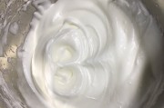 如何炖出美味的猪蹄炖黄豆——家常菜谱详解