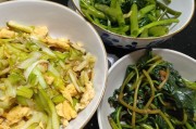 炸串小吃：美味瞬间，一口幸福