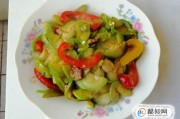 标题：电动小吃餐车：城市美食新风尚