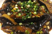 白族特色小吃：一场味蕾的盛宴