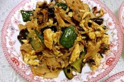 鸡蛋烩饼的家常做法：简单易学，美味可口