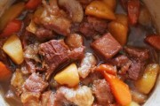 学校食堂特色美食：美味与记忆的交织