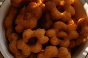 凉拌紫甘蓝的家常做法：清爽美味，简单易学