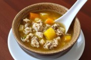 红烧土豆的家常做法：简单易学的美味佳肴