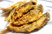 韭菜鸡蛋饼家常做法：简单几步，美味出锅！