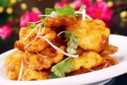 嘉义特色美食小吃一览：不可错过的美味佳肴