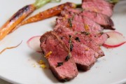 小炒家常菜：用心烹饪的家味佳肴