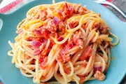 隆林小吃：探寻广西边陲的美味佳肴