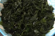 标题：探寻巴中小吃特色美食——一场味蕾的盛宴