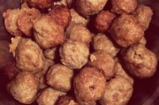炒蒸面条的家常做法：家常美食的温馨味道