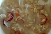 豆芽炒韭菜的家常做法：简单易学的美味佳肴