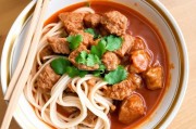 曼谷小吃街：探寻泰国美食的独特韵味