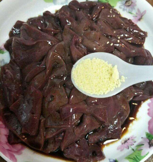 辣椒塞肉的家常做法：美味与传统的完美融合