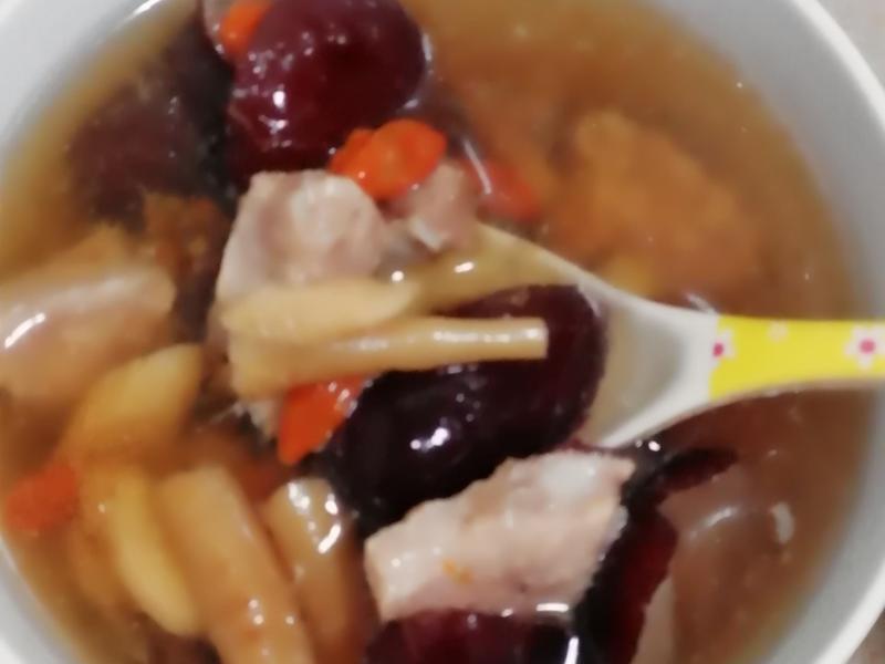 宁夏特色美食：探寻美食背后的独特韵味