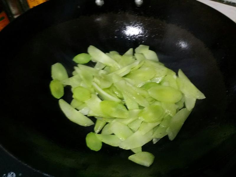 中国家常菜谱大全：温馨厨房的必备宝典